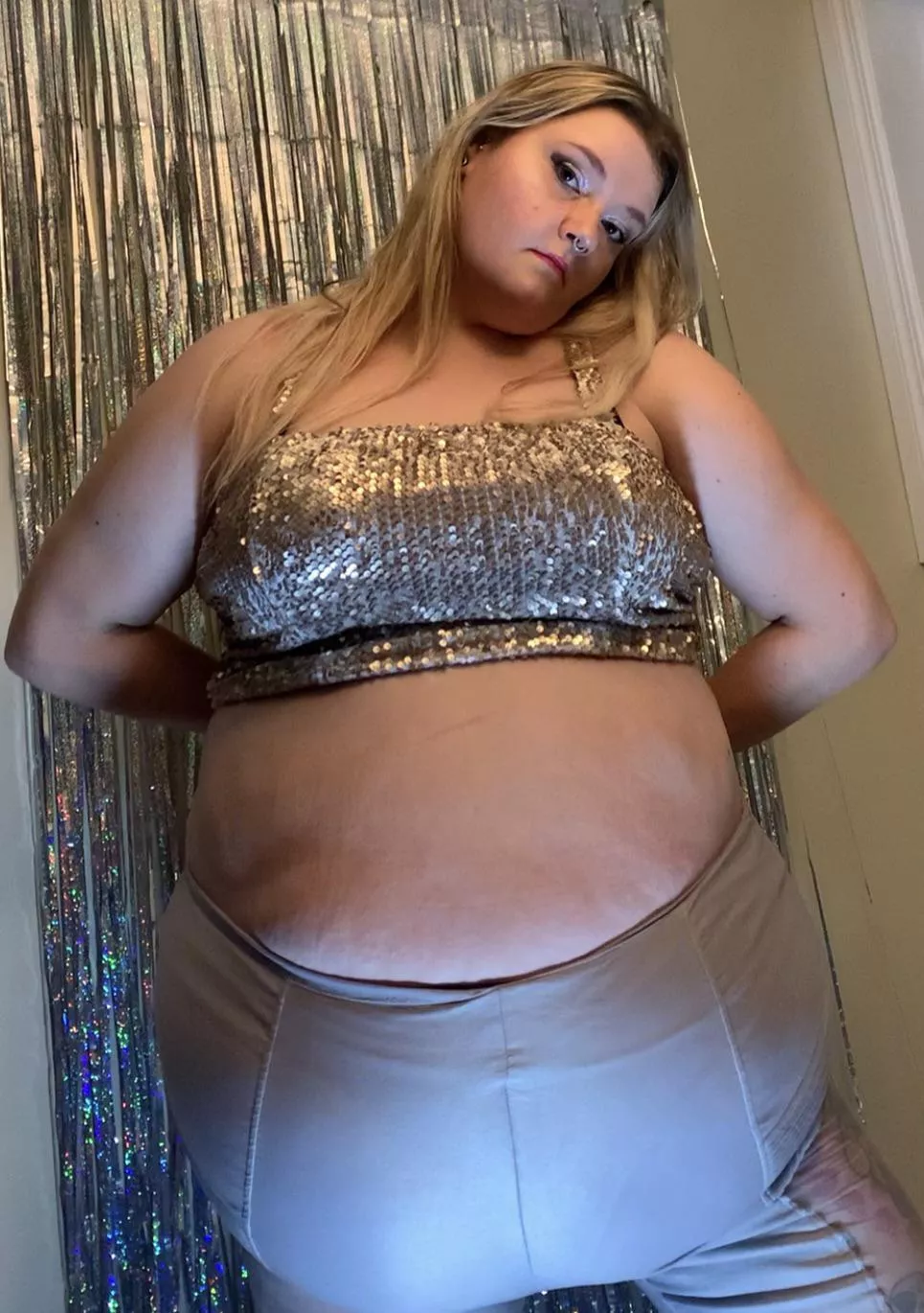 ✨Think you can handle this dommy mommy? ⛓😈 You know where to look💖 🔗👀👇🏻 posted by Glitterygirl96