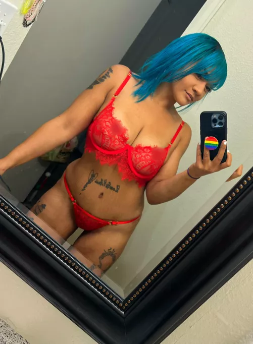 thinking about getting my belly button pierced… 🧐 by sallyxmd