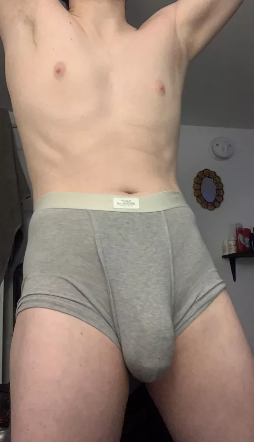 Thinking about walking around my girlfriends apartment like this. Think her roommates would notice anything? by nsfwthrowaway115