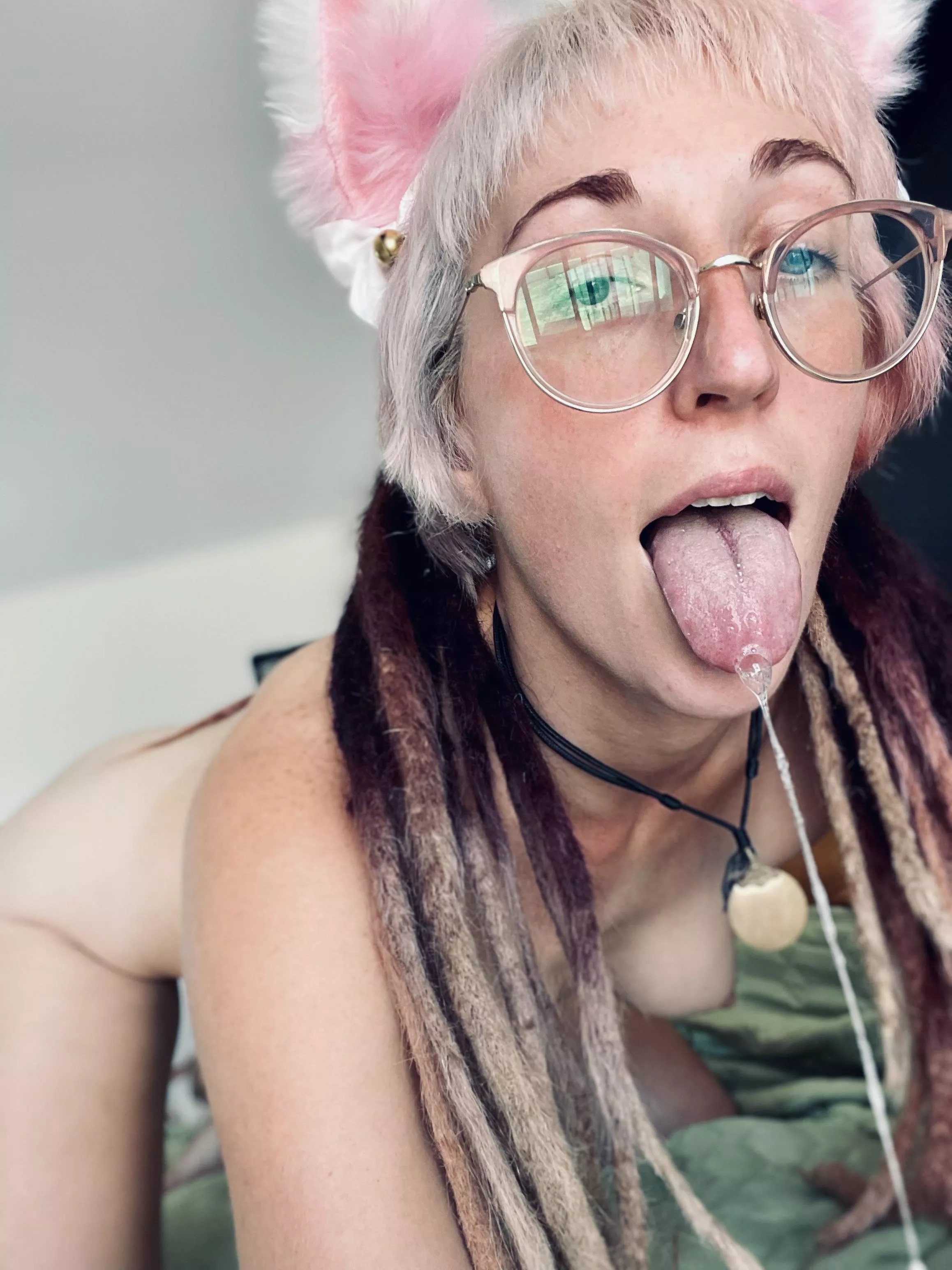 Thirsty fox 🦊 👅 posted by Mindsreality