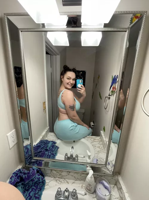 Thirsty Thursday! What’re you drinking tonight? by alyssacarter97