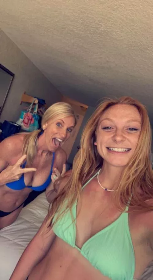 This 18 year old girl and her milf mom need to be jerk and cum tributed dam them to me on Reddit or Kik Cripsy_kapusta by The_one03