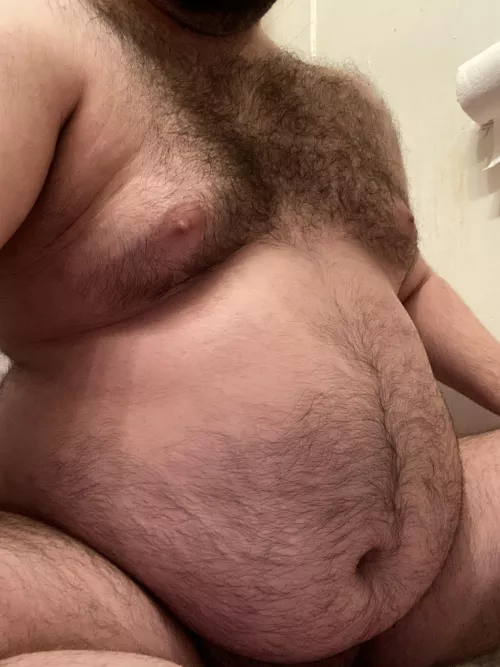 This belly is getting heavy, do you mind if I just rest it here for a second? by TheLazyHermit11