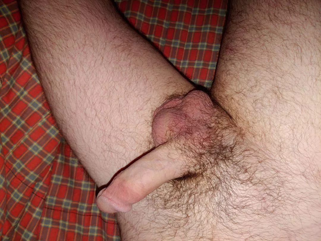 This chubby woke up with a chubby ☺️ posted by lodtndum