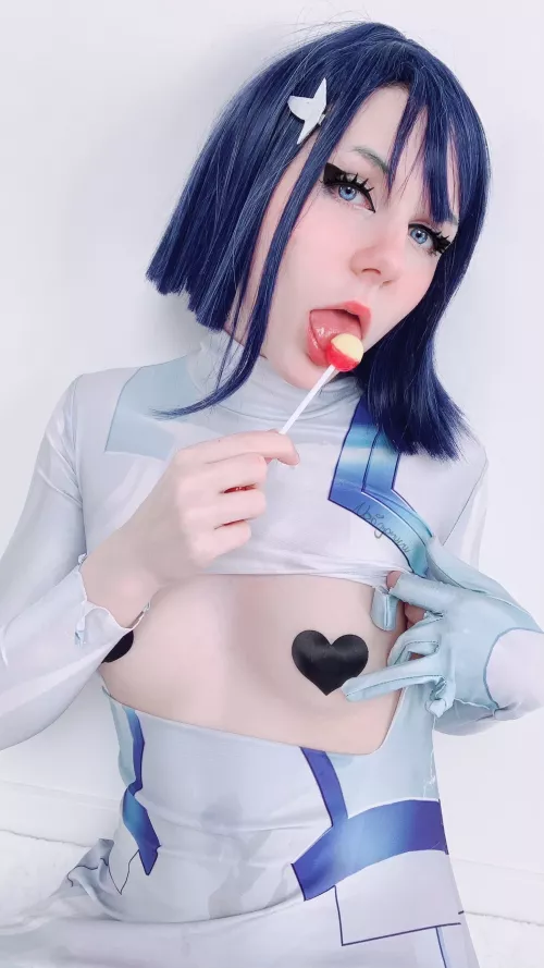 This could be your lollipop gamer boy..... Ichigo from Darling in the franxx by x_nori_ [Self] by x_nori_