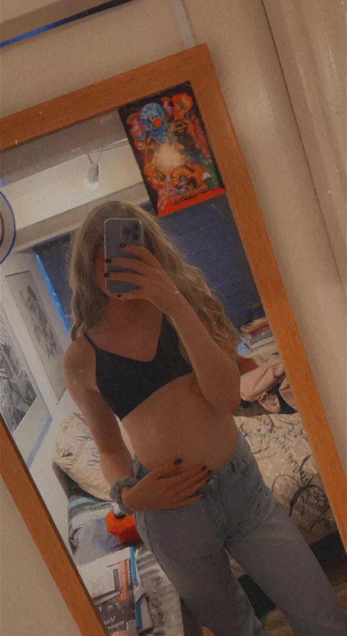 THIS DUMMY FINALLY STARTED HRT 🥰🦆 by bowsandstars_