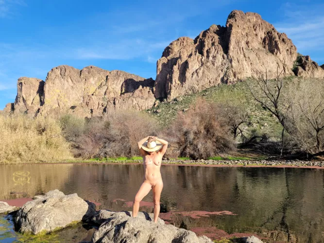 This is a popular spot for artists along the Salt River by BareLeiaRose