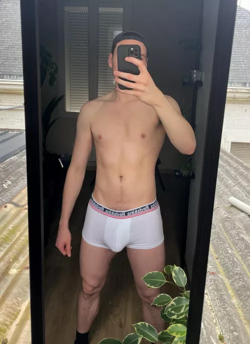 This is between my legs is so heavy 🍆 by HardimX