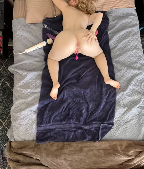 This is how you wanted me, right by Lilly_in_Bloom