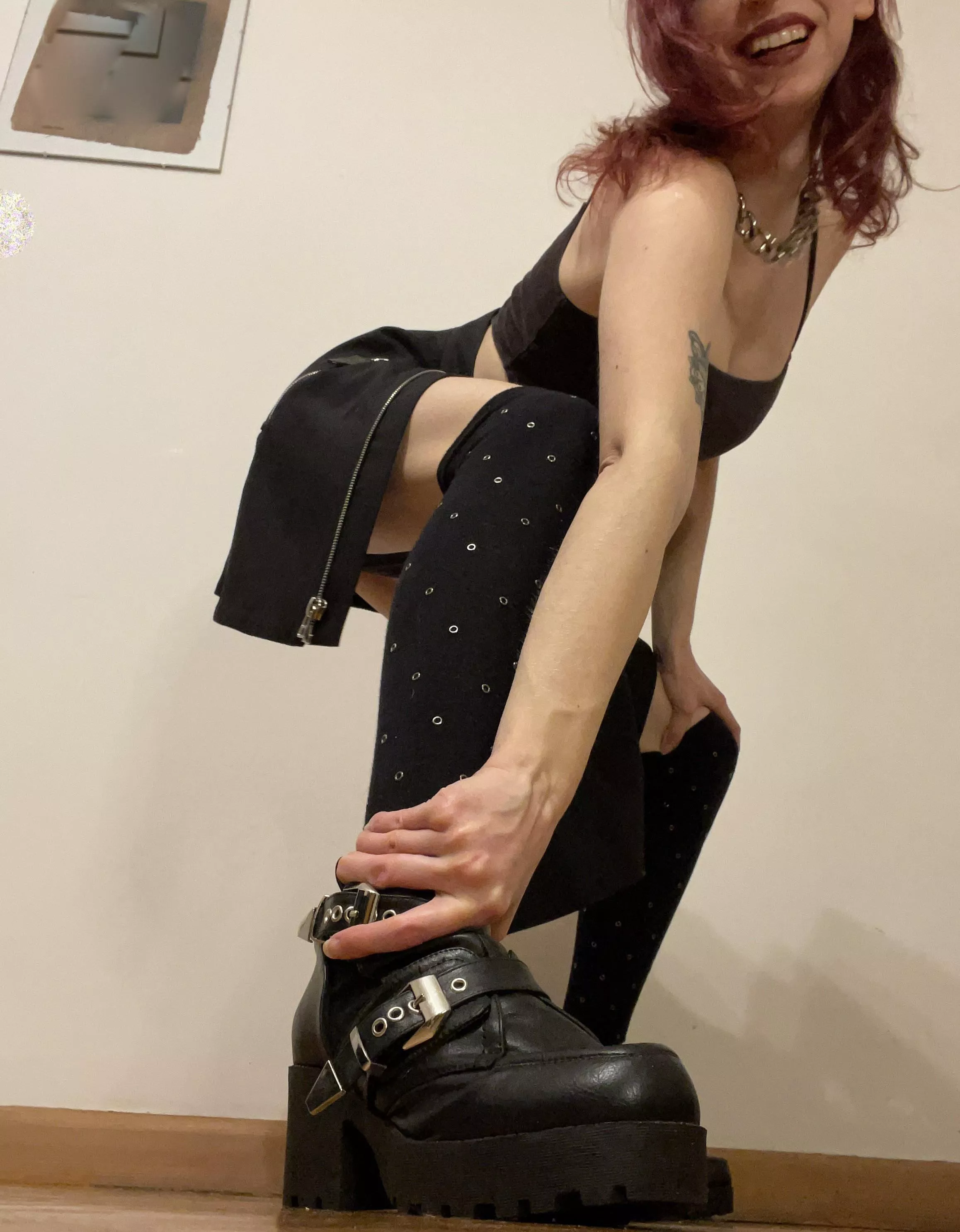 This is me thinking about how tiny and ridiculous you are so that even makes me laugh [domme] 😂😏 posted by Dellarux