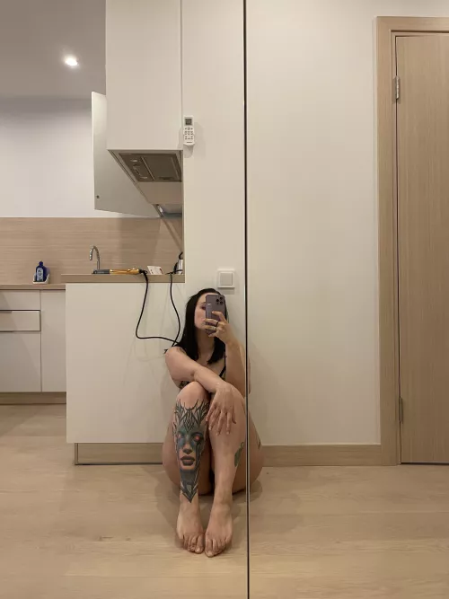 This is me trying to have you start your week with a smile on your face by nersaiop