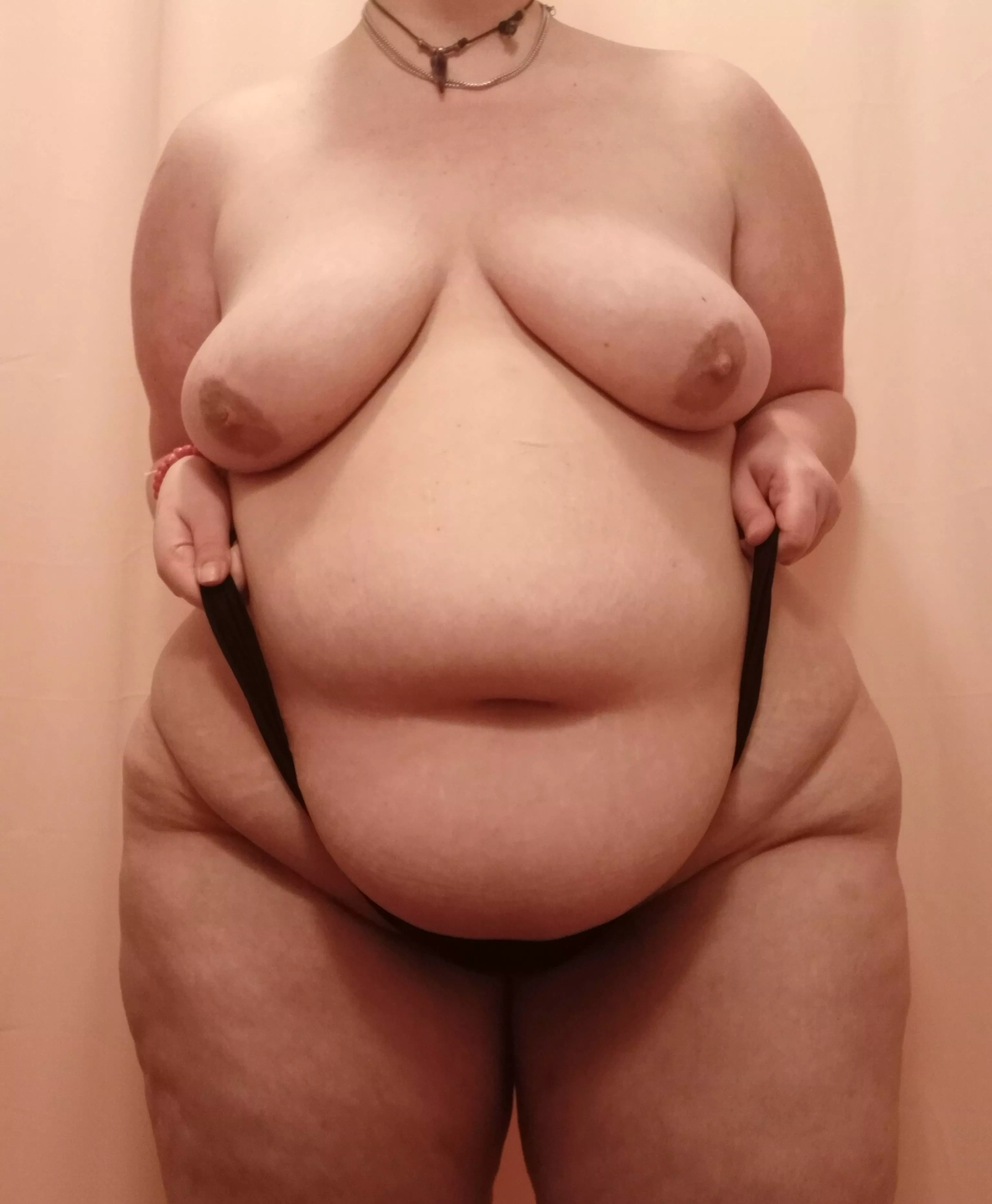 This is my belly totally empty, I'm starving!! posted by some1Uh8