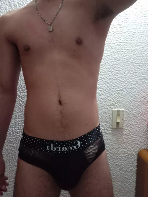 This is my first time ever posting myself online. I have always fantazied about it, so be nice. by Ldinciarte