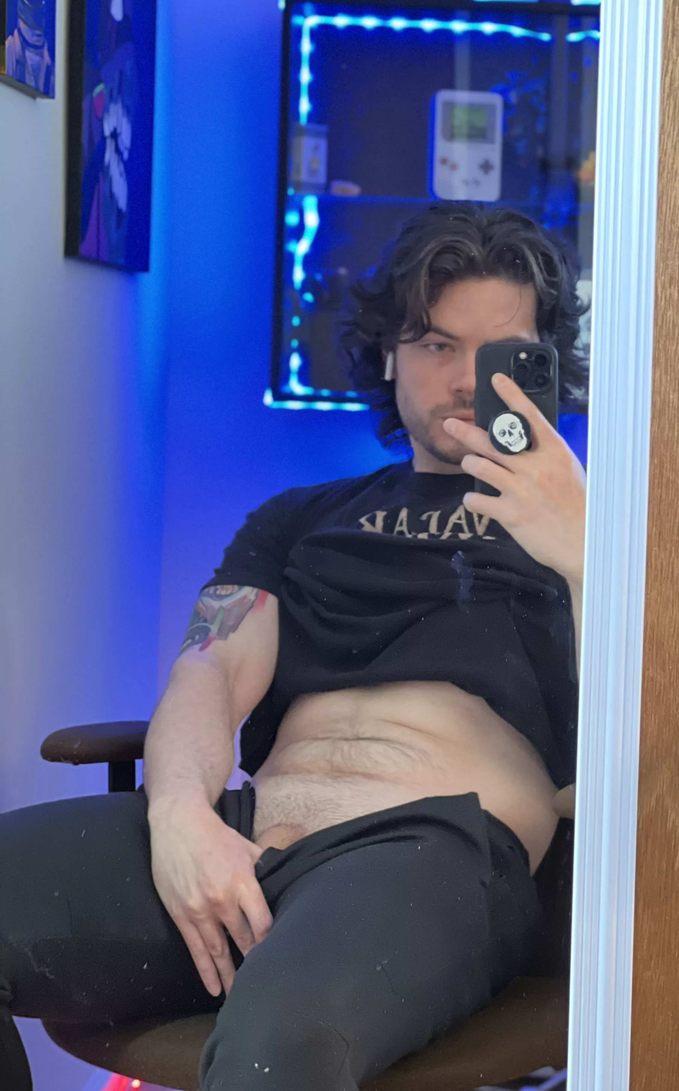 This is my nerd corner, lets turn it into a sex corner posted by NeonOccult