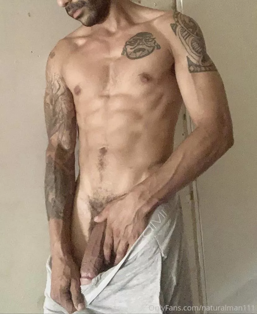 This is what’s beneath the grey sweats you like so much 😉🍆 would you stare?? posted by naturalman11111