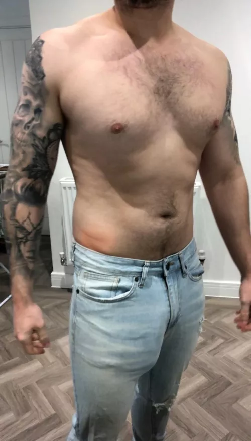 This is why I can’t wear skinny jeans by 1dollarscratchy