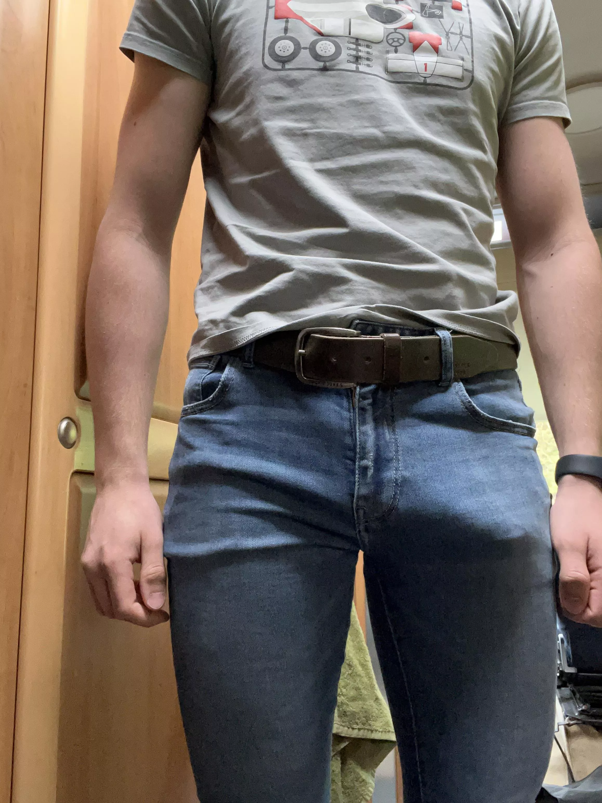 This is why I have a large phone 😳 posted by dalphin2003