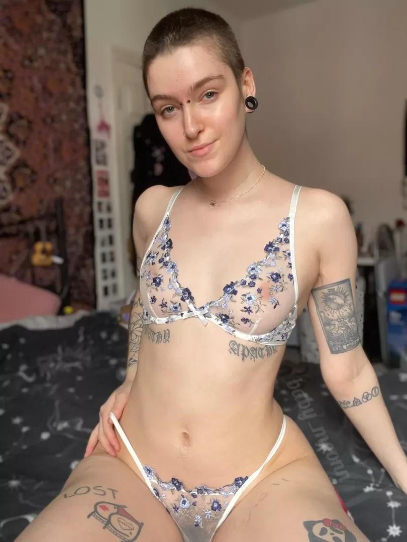 This lingerie is pretty see through! 😳 Do you mind? by baby_moonn