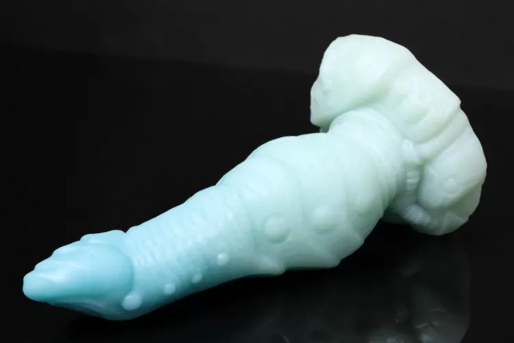 This morning’s grab! Ridley Medium/Medium rogue💙 Hoping he’s a Con ‘22 rogue (GITD) ~ by fluffybludragon