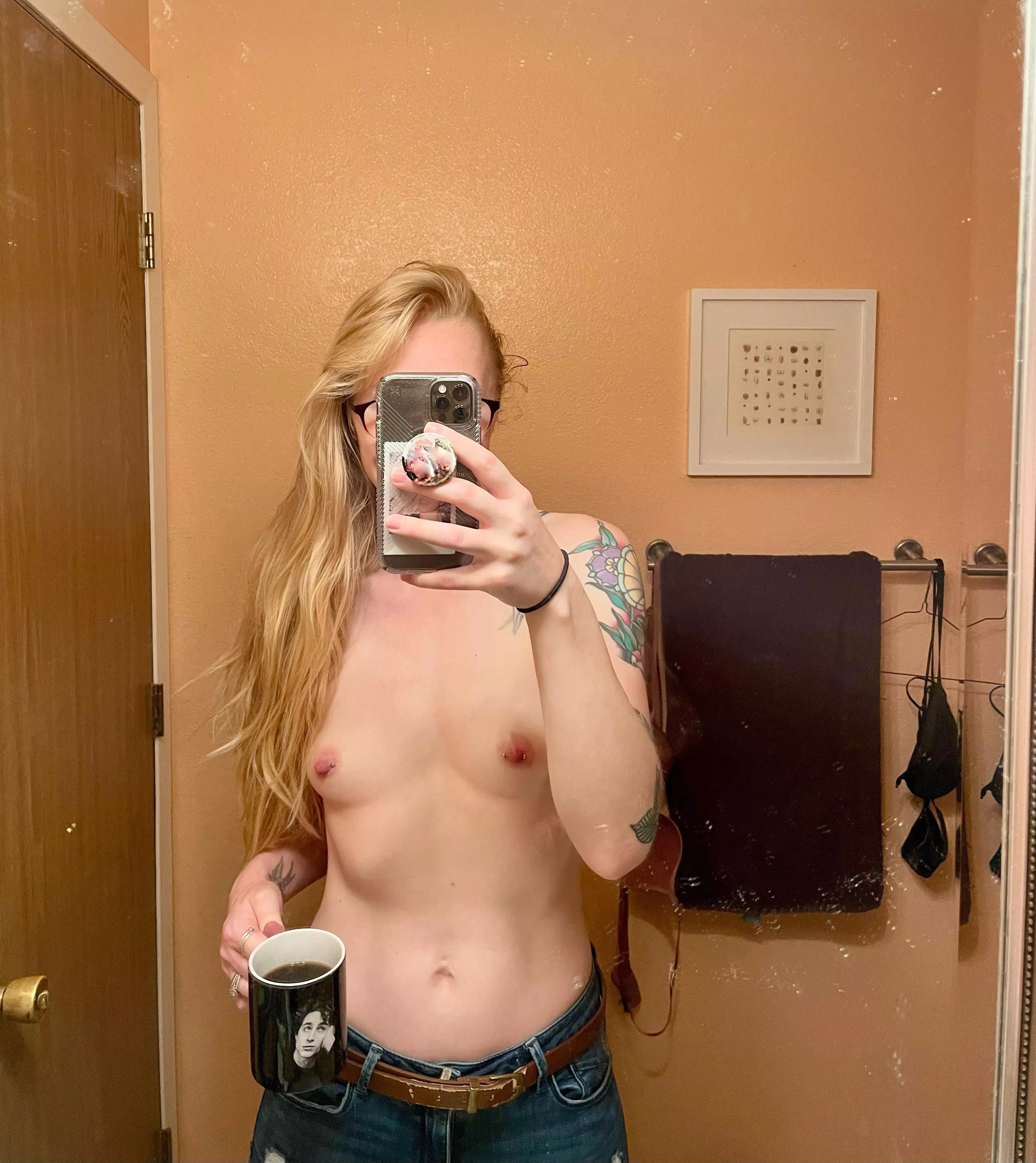 This naughty wife needs a little motivation to get ready today. posted by Mrsmoonmama