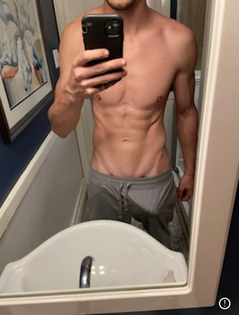 This one is for all the beautiful mothers out there, happy Mother’s Day! [m] [oc] posted by finjaminn