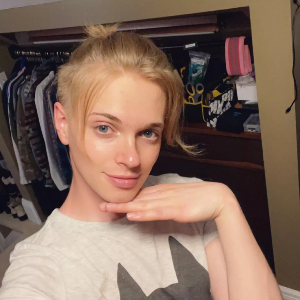 This pic did well on insta so here y’all go! 💞 posted by KindaFemboyOfficial