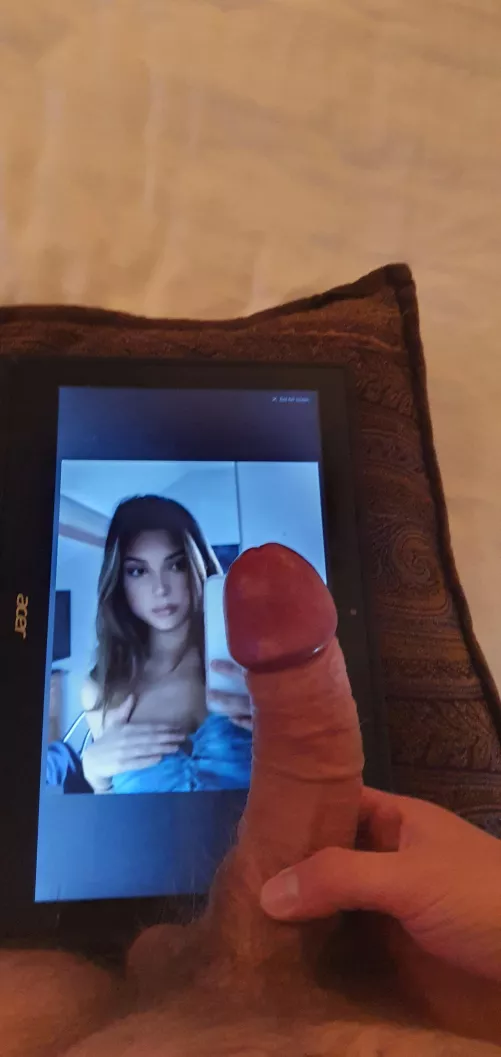 This thick lipped slut has got me so swollen! by guygottheblues