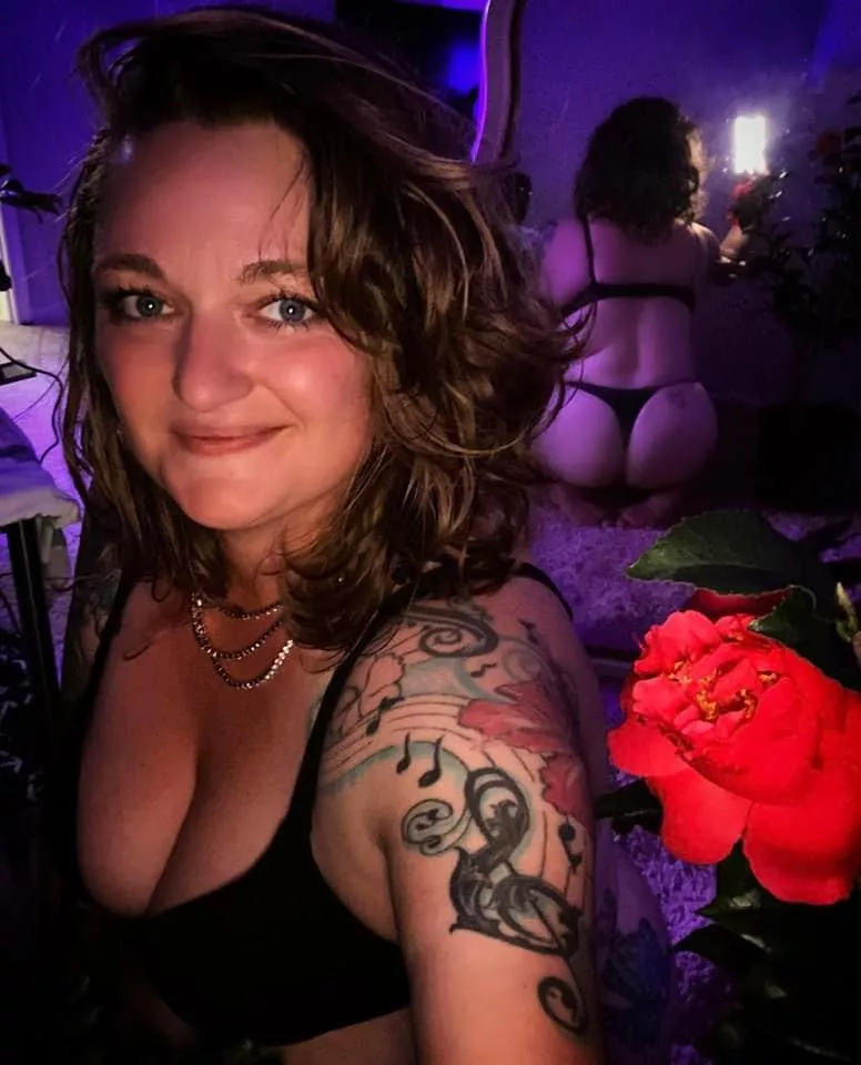 Those blooms tho posted by Amelia_jones2087