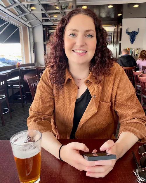 Those curls have me dripping precum already by rtbae