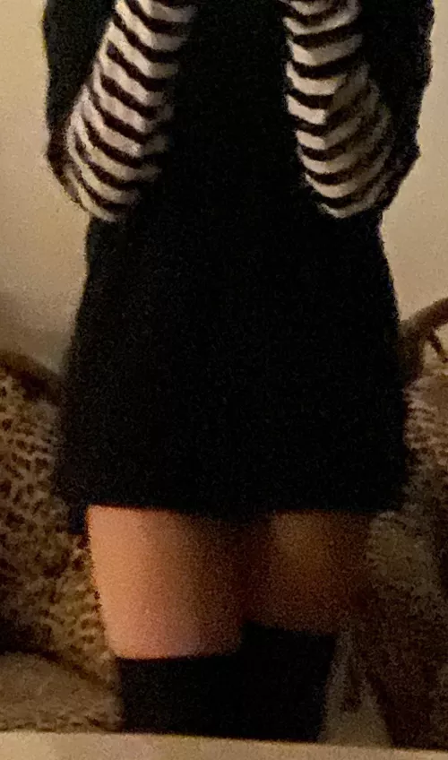 those sorting by new, hope you like low quality images 🥺 by Bajoogie