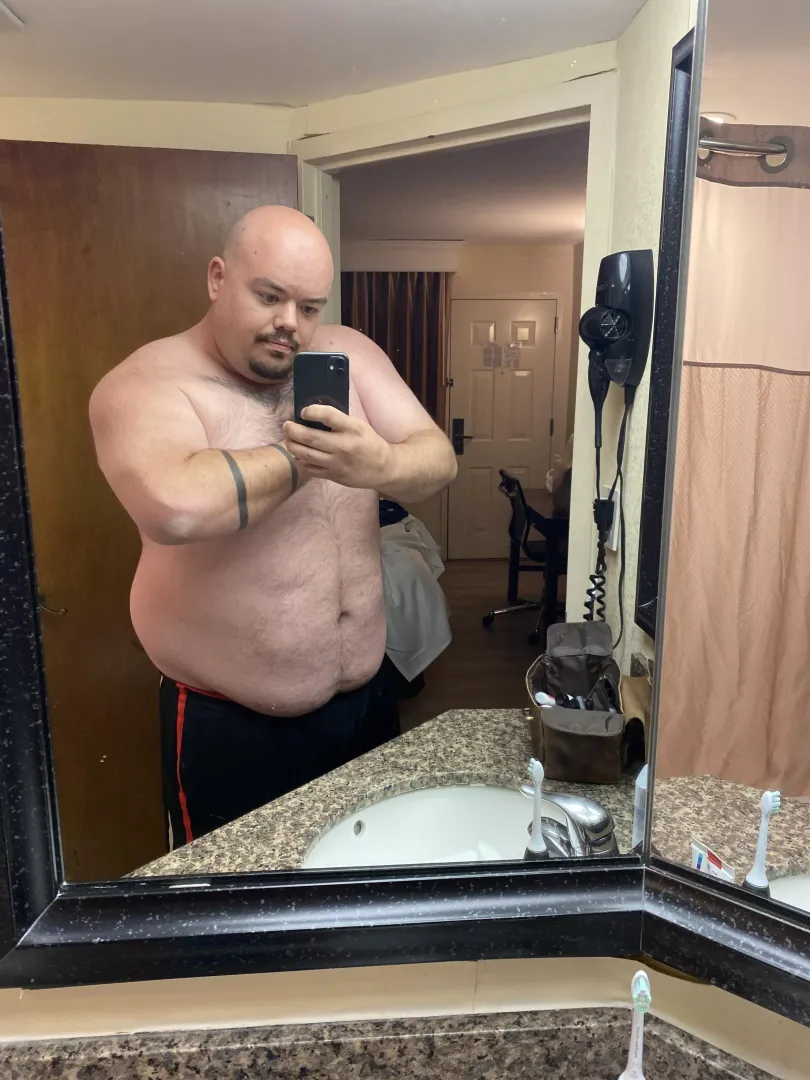Those that call me Daddy do it unironically posted by LashGibson