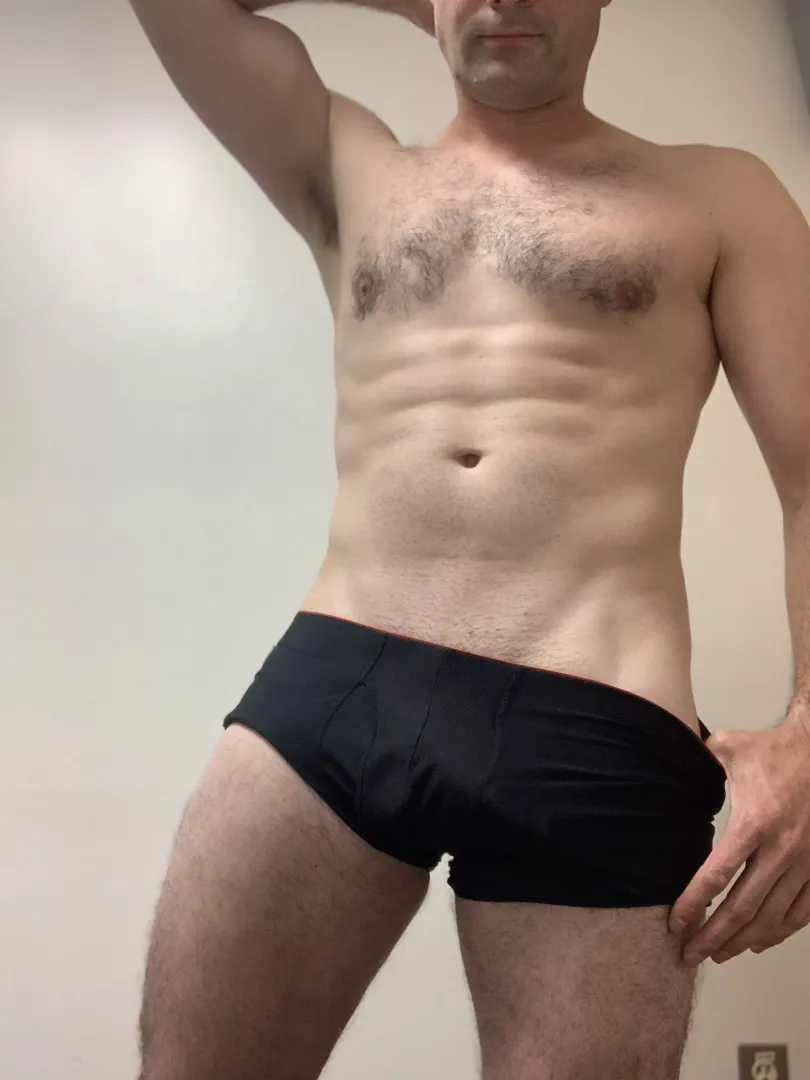 Thought I’d show off a little “V”…who wants the rest!? posted by SannyBetto