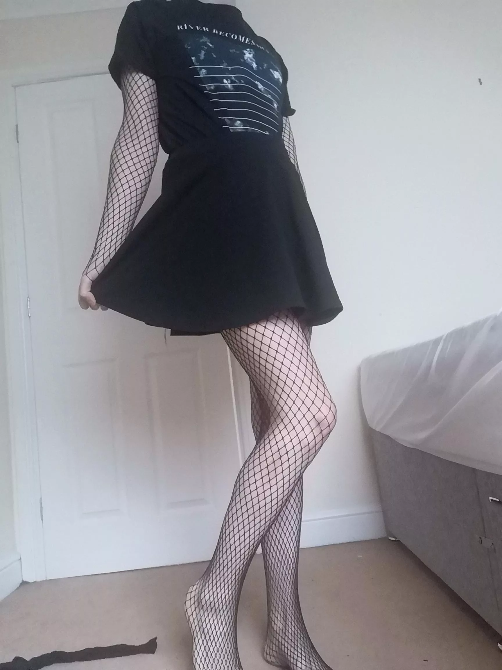 Thought this outfit looked cute 🖤🖤 posted by Rachel_Jayy