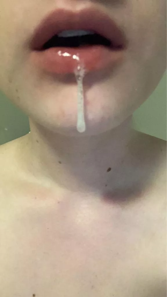 Thought you guys would enjoy this one 😉🤤 posted by anonymously-pretty