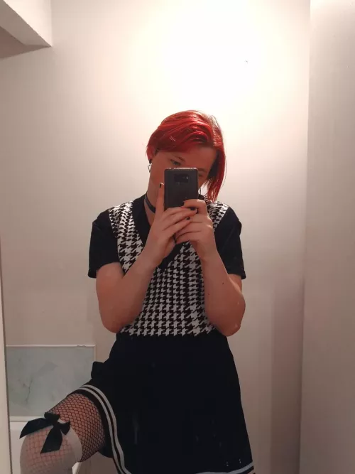 thoughts on this fit? feels cute. by colourwavefb