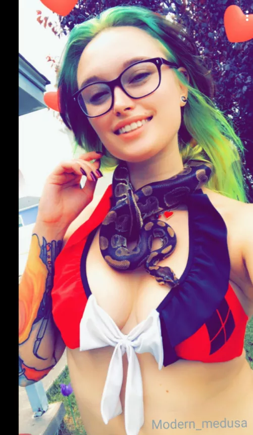 Throwback to wehn I ahd green hair! by copdrummer