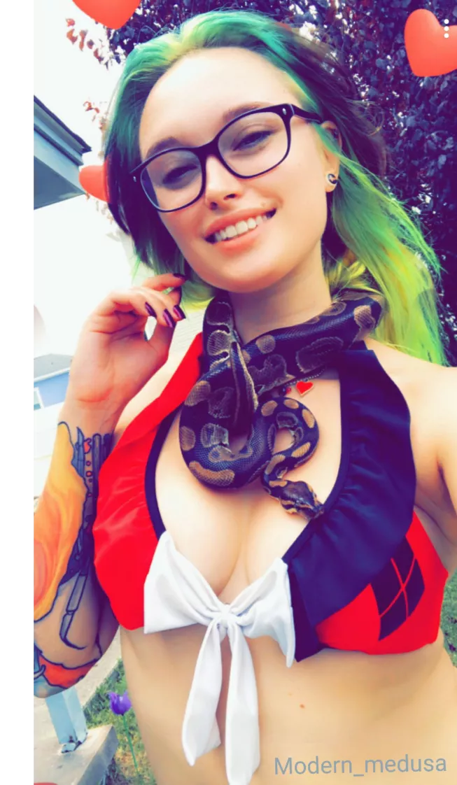 Throwback to wehn I ahd green hair! posted by copdrummer