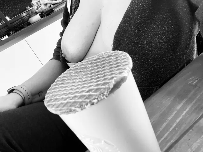 Thursday mornings are slow by whiskey_and-me