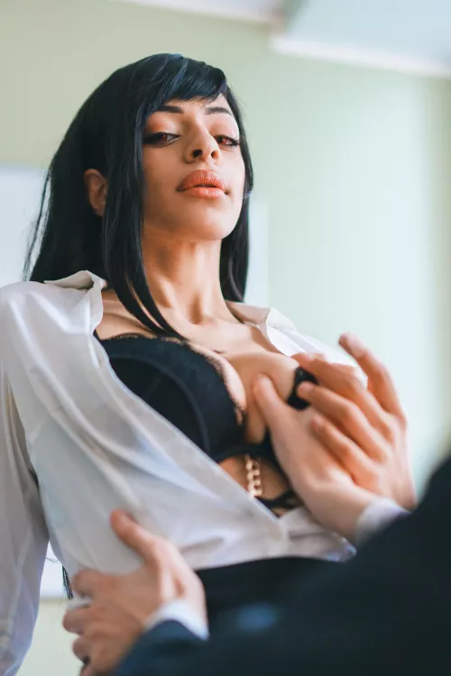 Tifa Lockhart secretary by Sun by suncosplays