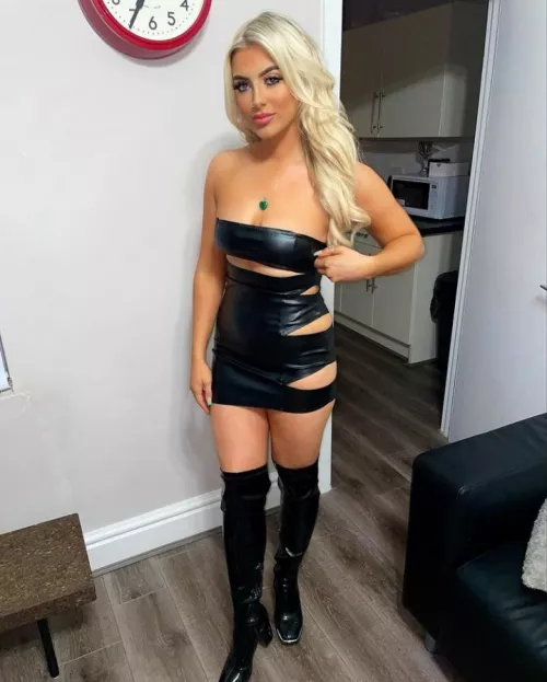 Tiffany by corruptusextremis