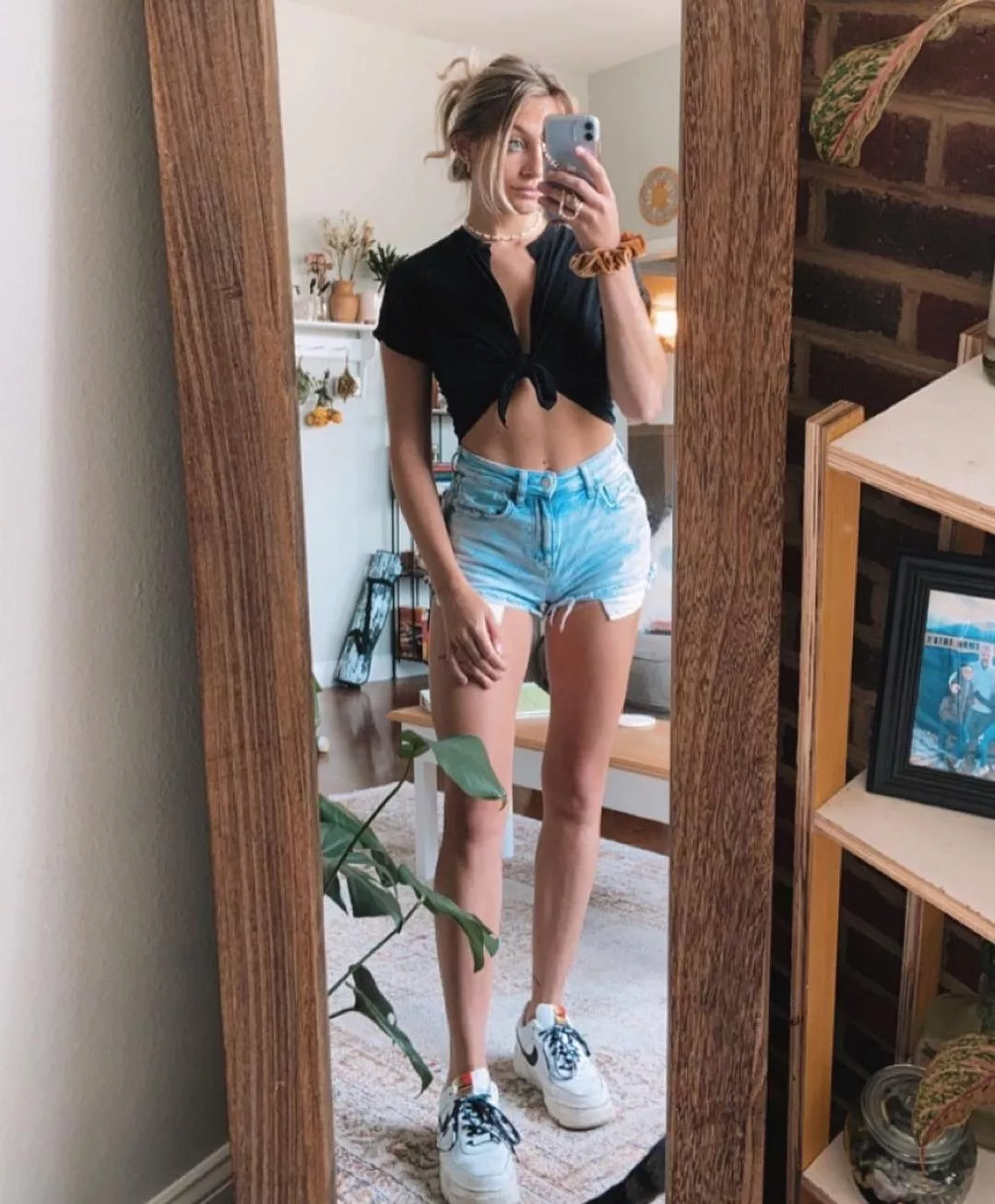 tight k.i.k. jennieoh123 posted by AyaseXKirino