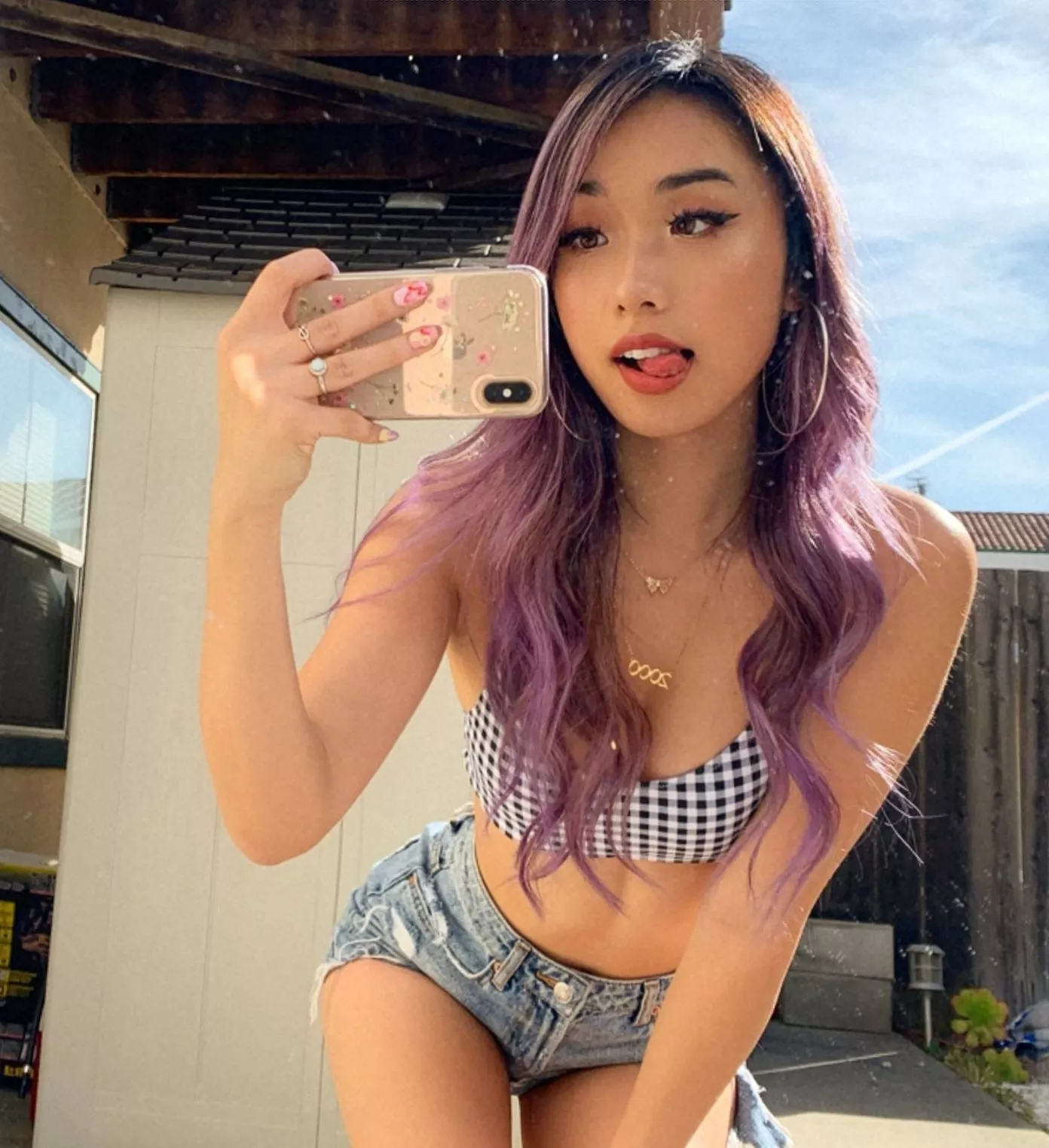 tight shorts IRTR posted by onlythebes