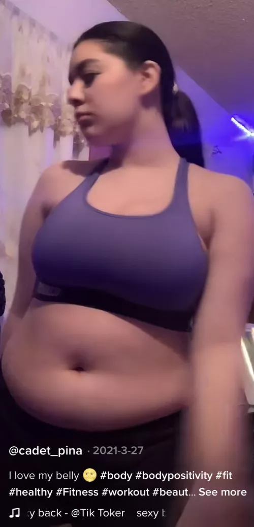 Tik toker gaining weight😍😍comment or dm me if you’re interested in fattening her up by getfatbaby1