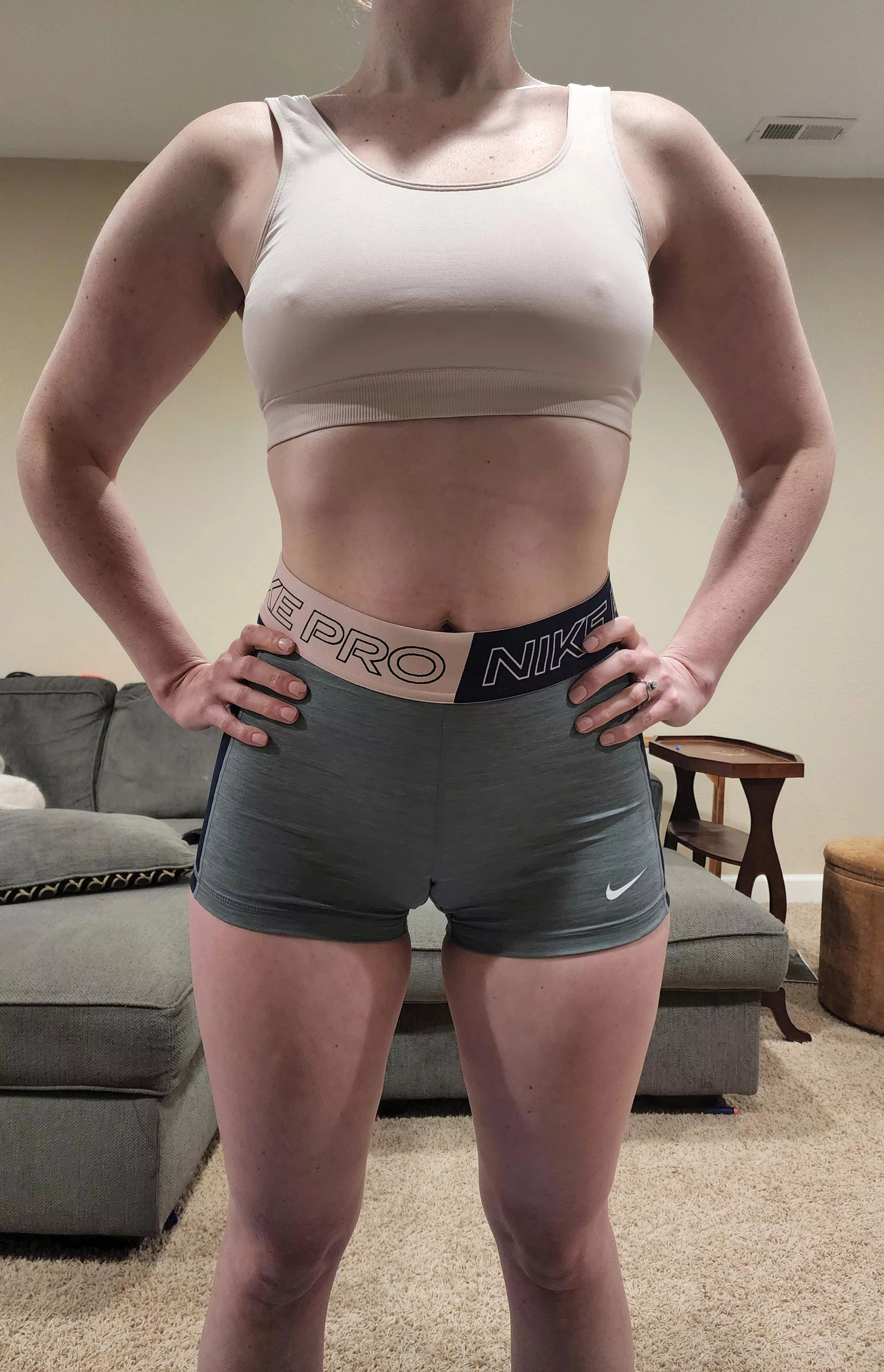 Time for my workout [F] posted by TimidLilyGirl