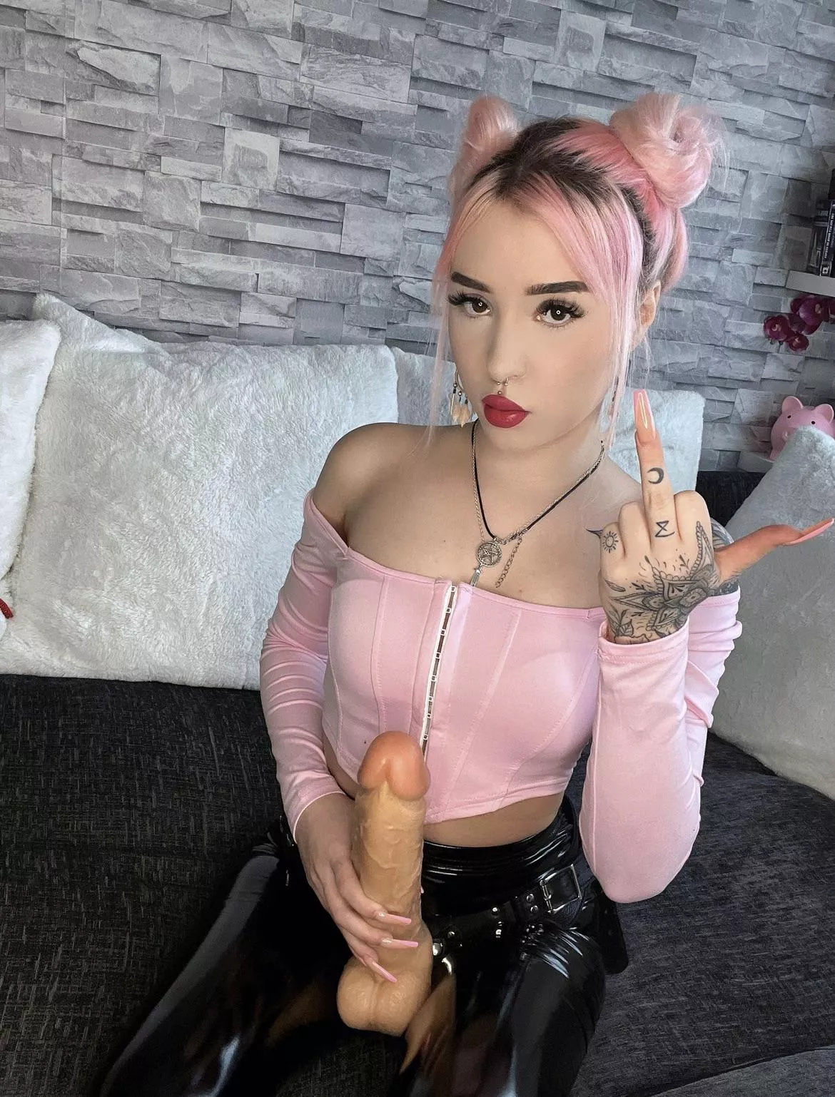 Time to check up on your gag reflex posted by notvicii