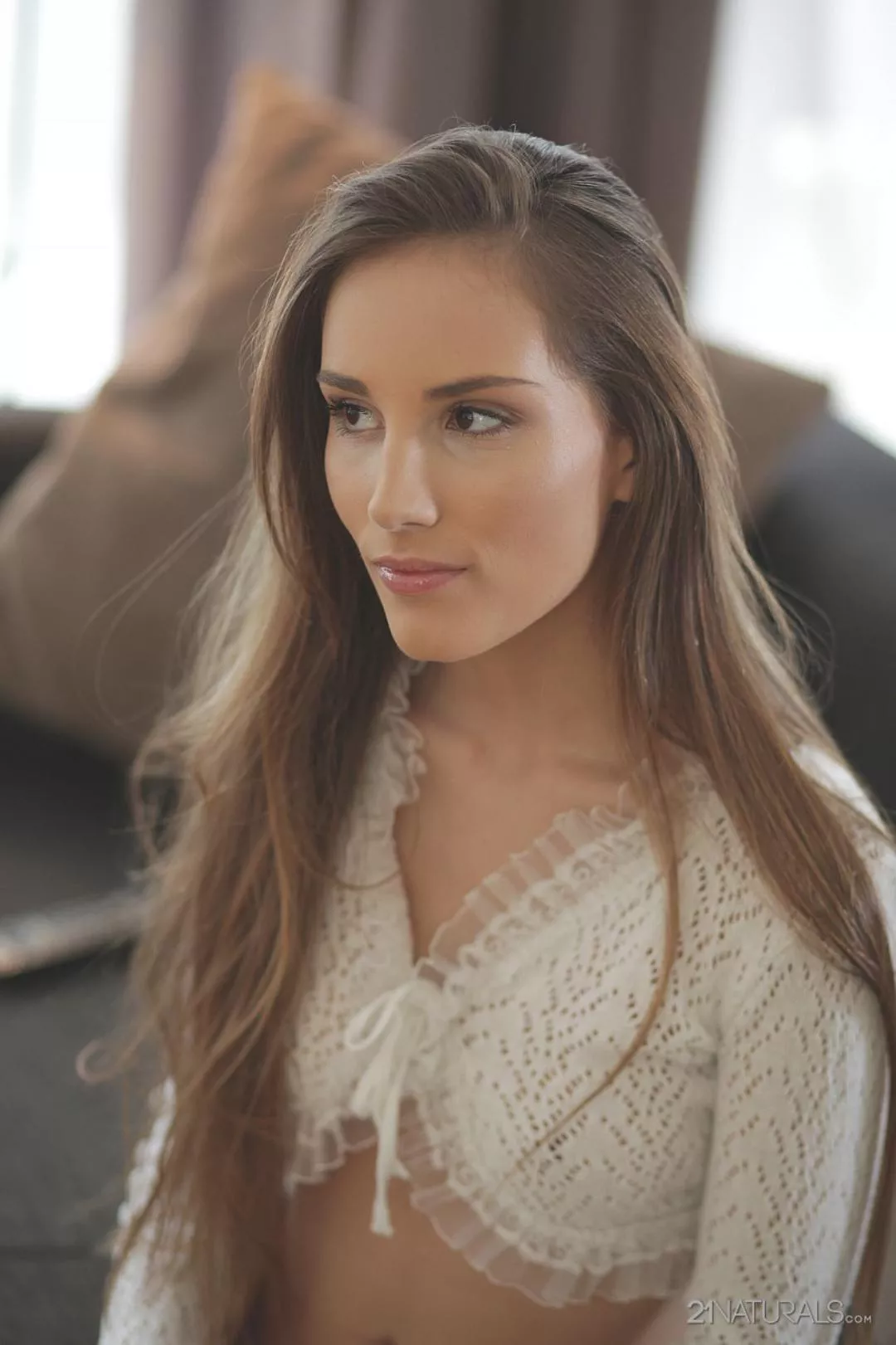 Tina Blade posted by snipke