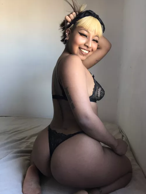 tiny enough to pound ? by feelmelove