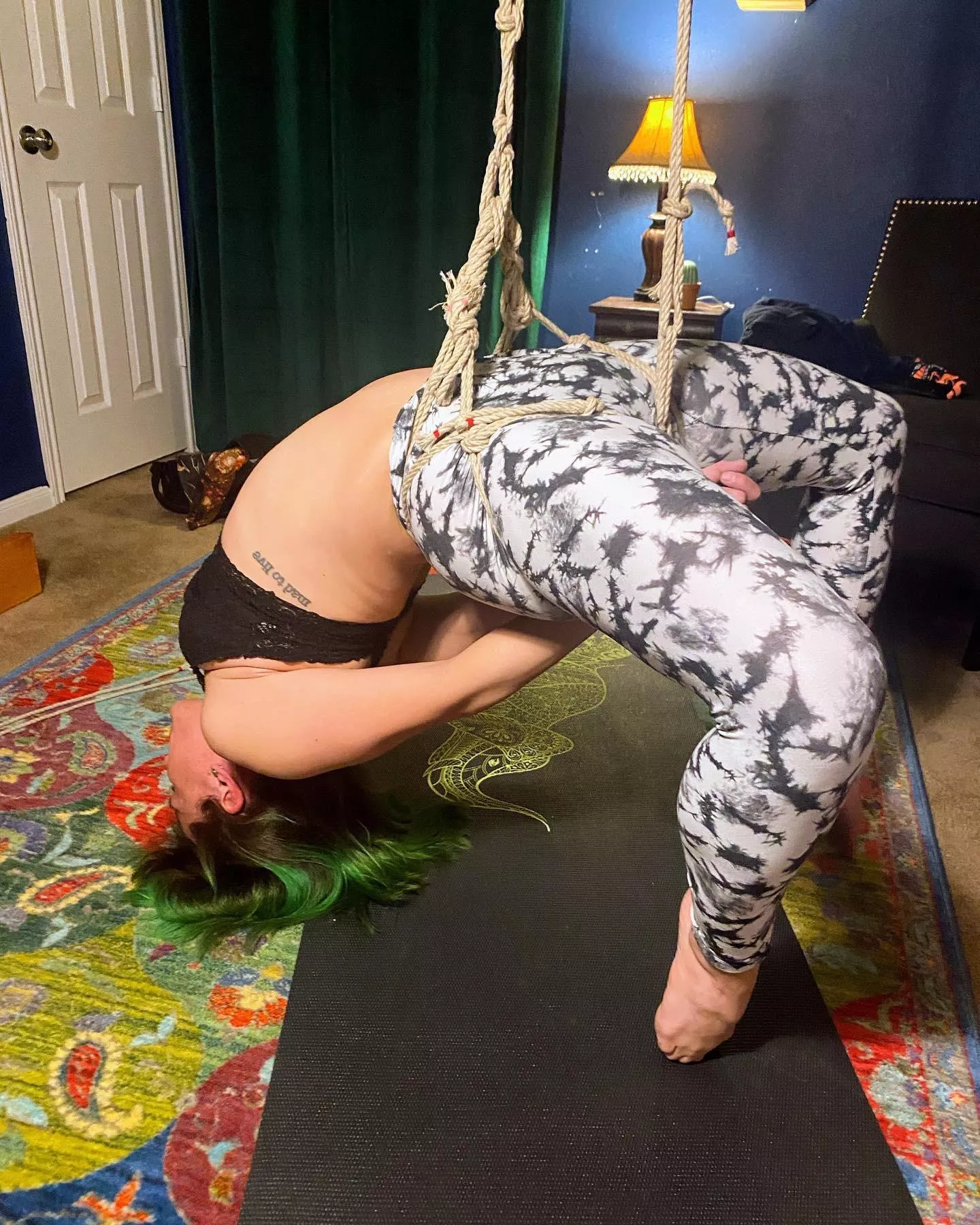 Tip toes posted by DisasterEditionAt9