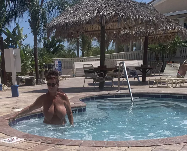 Titty Tuesday!!! Saggars spotted in hot tub!!! by GM52