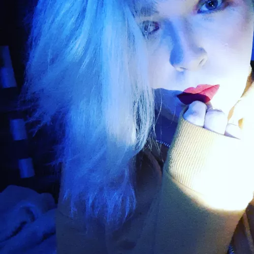 today has the potential to be one of the worst days of the year for me, show me some love to get me through the day? 😇😬🥰 by Zayn_Dupree